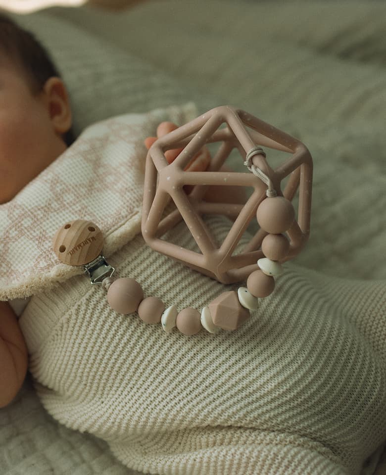 binky strap | dot pink