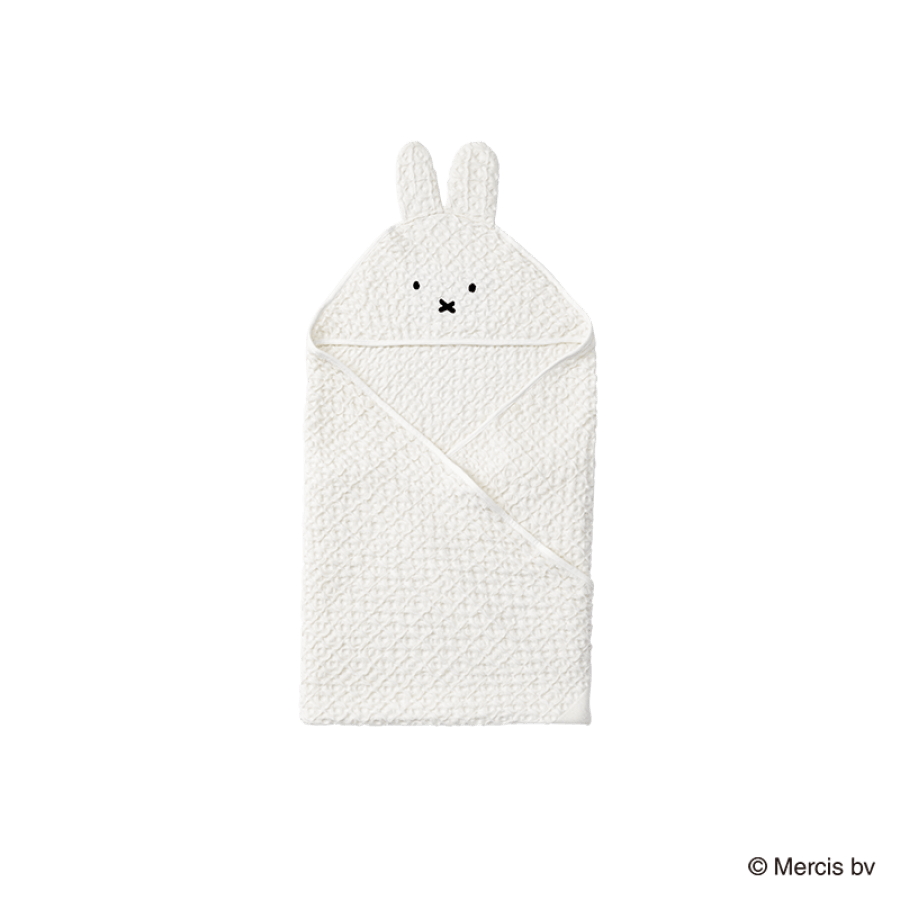 オーガニックフード付きタオル　hooded towel Miffy（¥9,020）