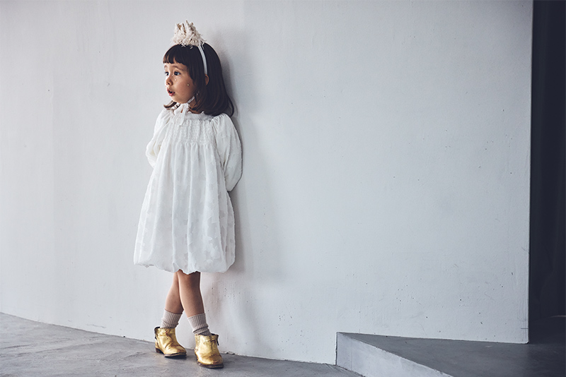 pompadour dress 4 leaf white