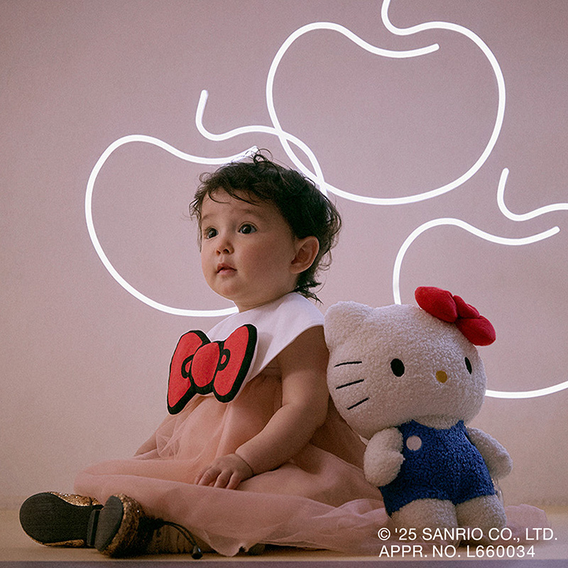HELLO KITTY / big ribbon