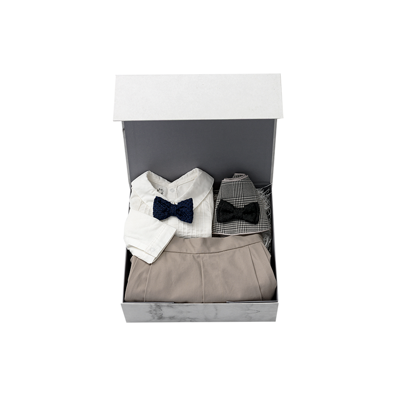 トンままさま 丸型 3/9 ダイヤモンド K10ネックレス(4月誕生石)《M0090004》 | 京セラ