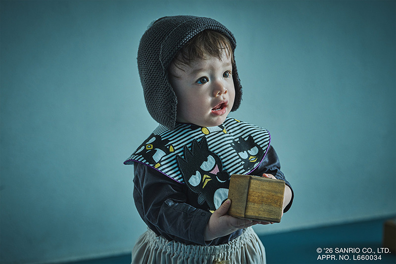 pop-out bib / BAD BADTZ-MARU