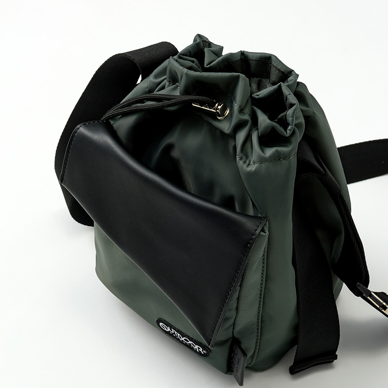 MATO × OUTDOOR PRODUCTS DRINK SHOULDER BAG BLACK | ギフト・スタイ