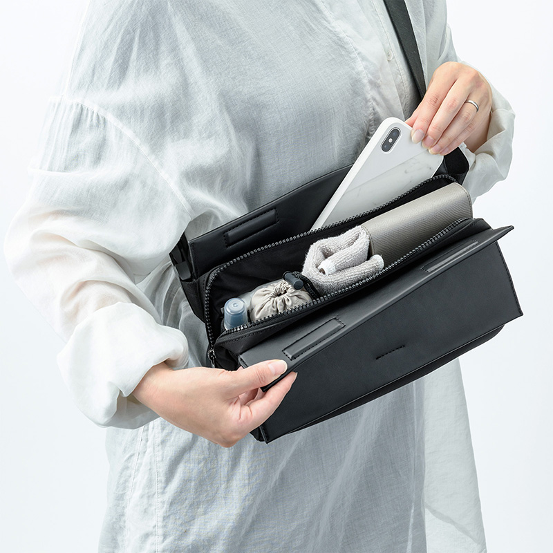 MORPH BODY BAG BLACK | ギフト・スタイ・出産祝いのMARLMARL（マール